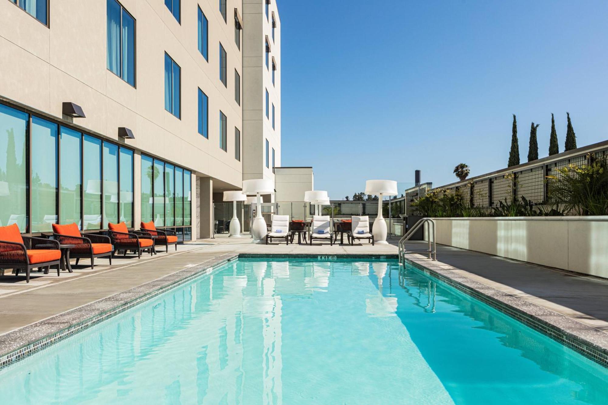 Courtyard By Marriott Los Angeles Monterey Park Ngoại thất bức ảnh